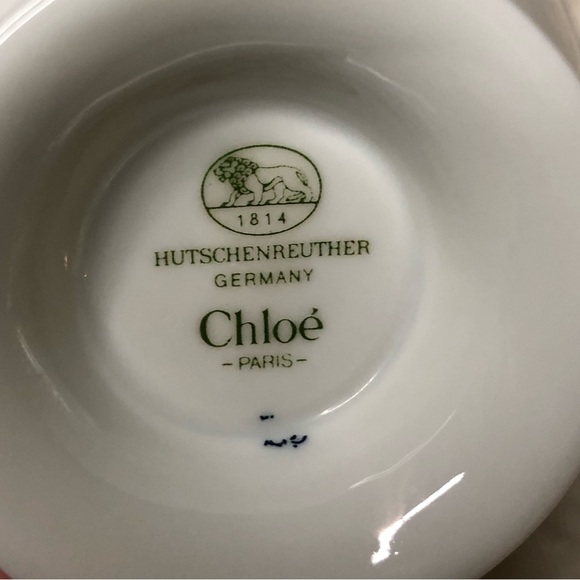 Hutschenreuther's, Fontaine "Chloe" Fleuron Footed Demitasse Teacup & Saucer Set - Picture 5 of 14